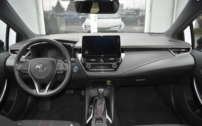 Toyota Corolla cena 139900 przebieg: 32600, rok produkcji 2022 z Olszyna małe 301